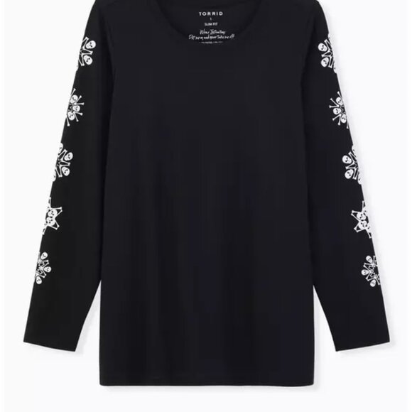 Skeleton Snowflake Slim Fit long-sleeved Tee by Torrid size 2 - Picture 2 of 7